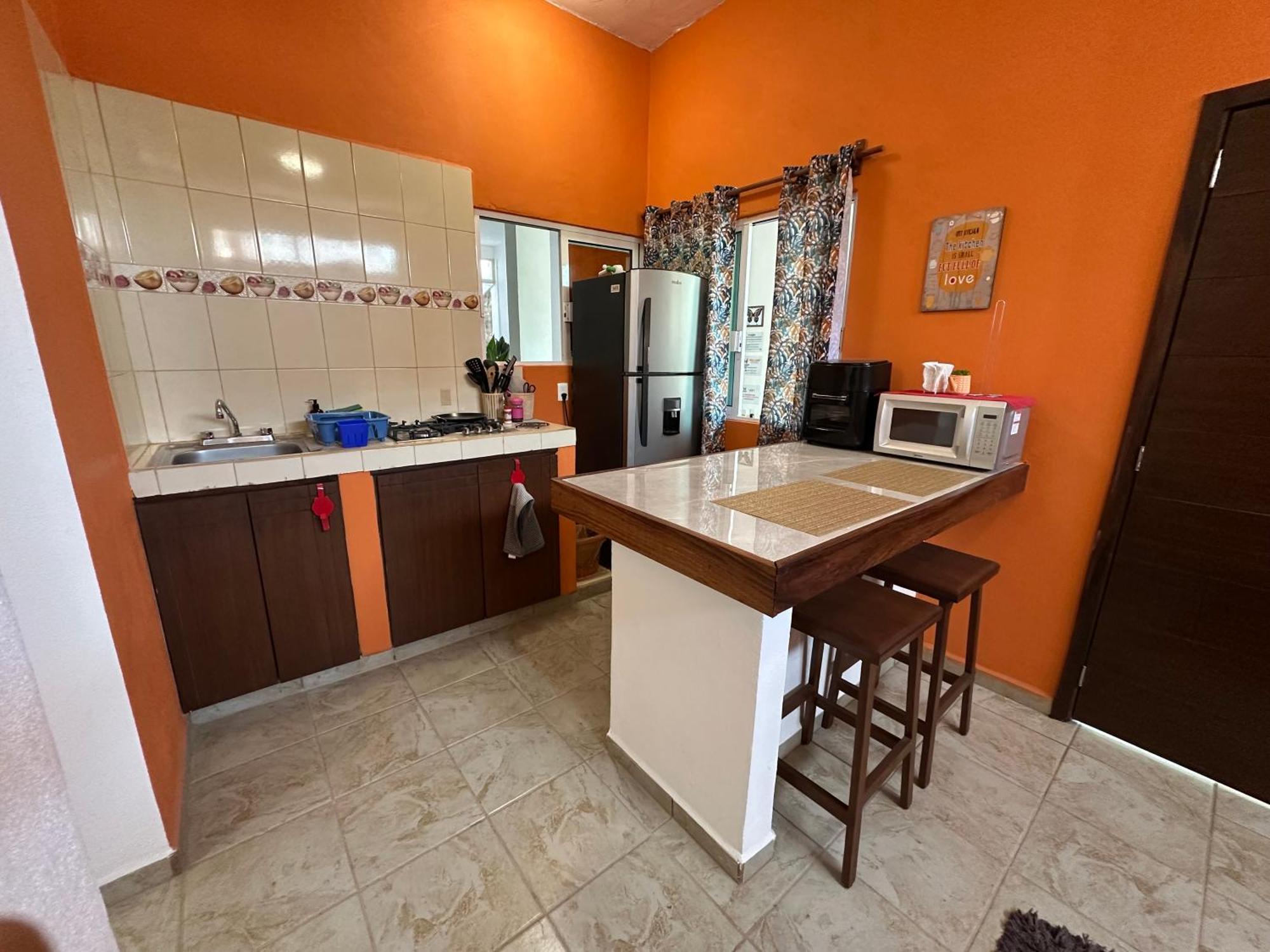 Apartment Orange Butterfly *