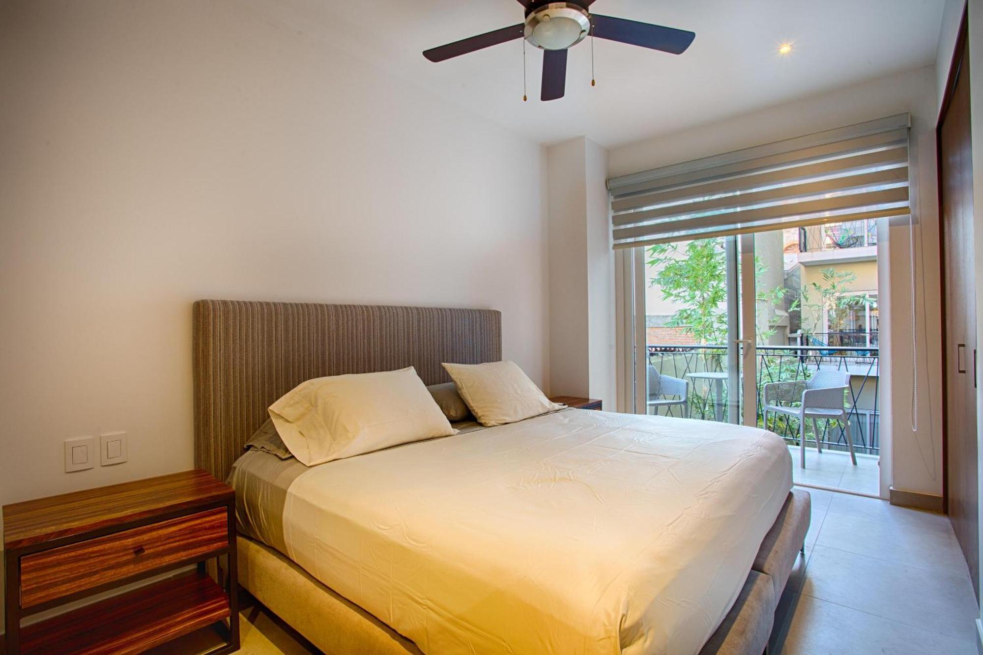 Сasa de vacaciones Modern 1bd 2ba, 2 Balconies, Pools And Gym Puerto Vallarta