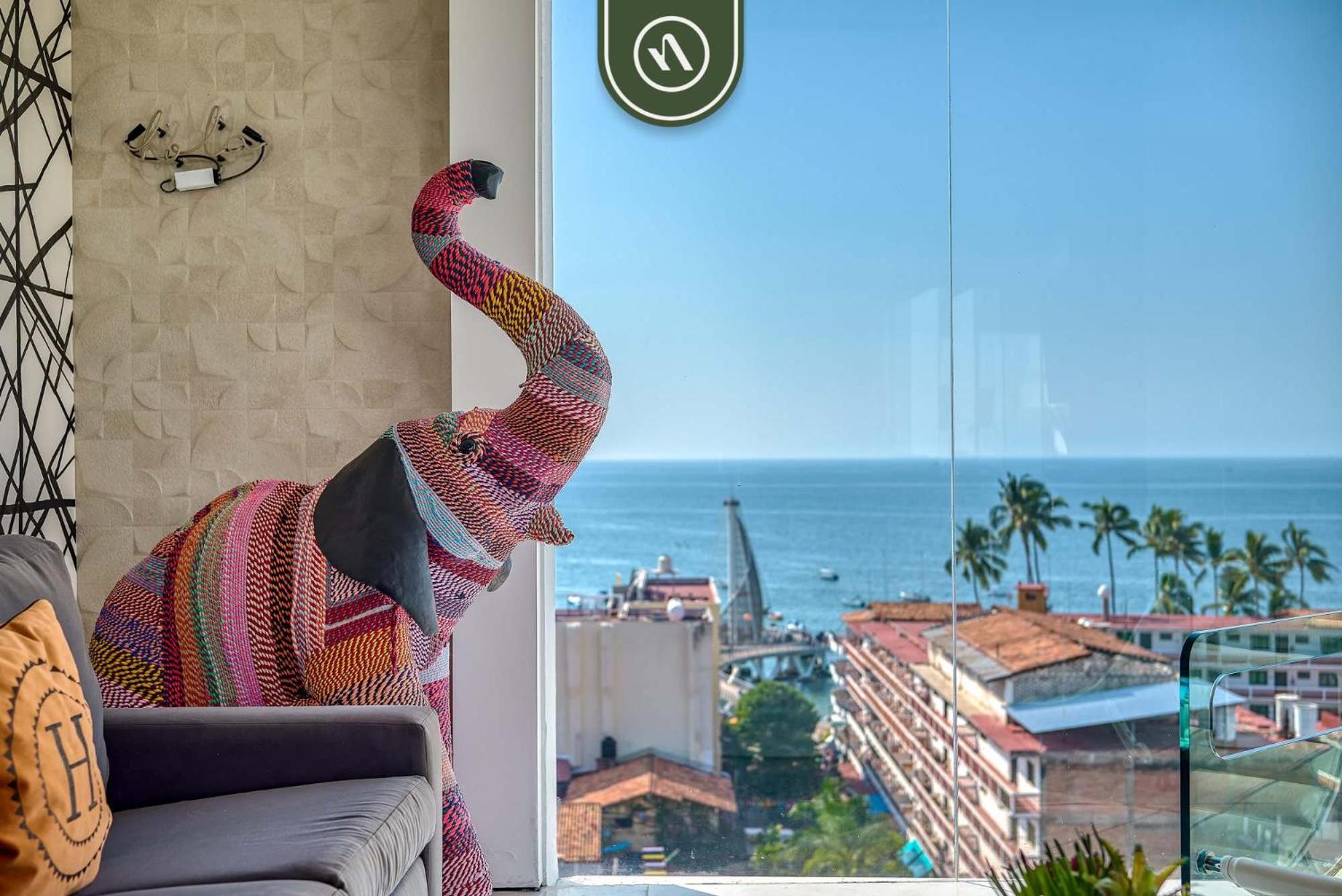 Luxury Corner Unit With Breataking Ocean Views * Puerto Vallarta