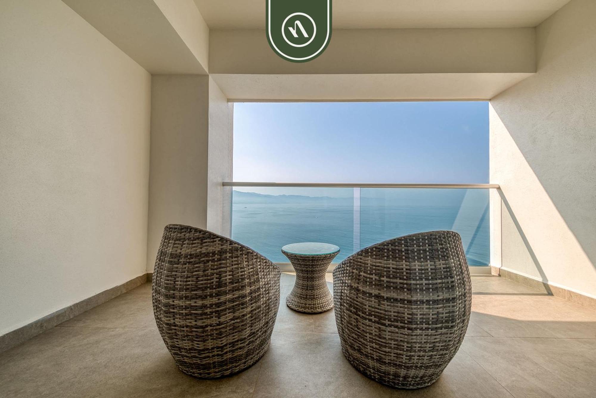 Oceanview 1 Bedroom With Pools And Access Apartment