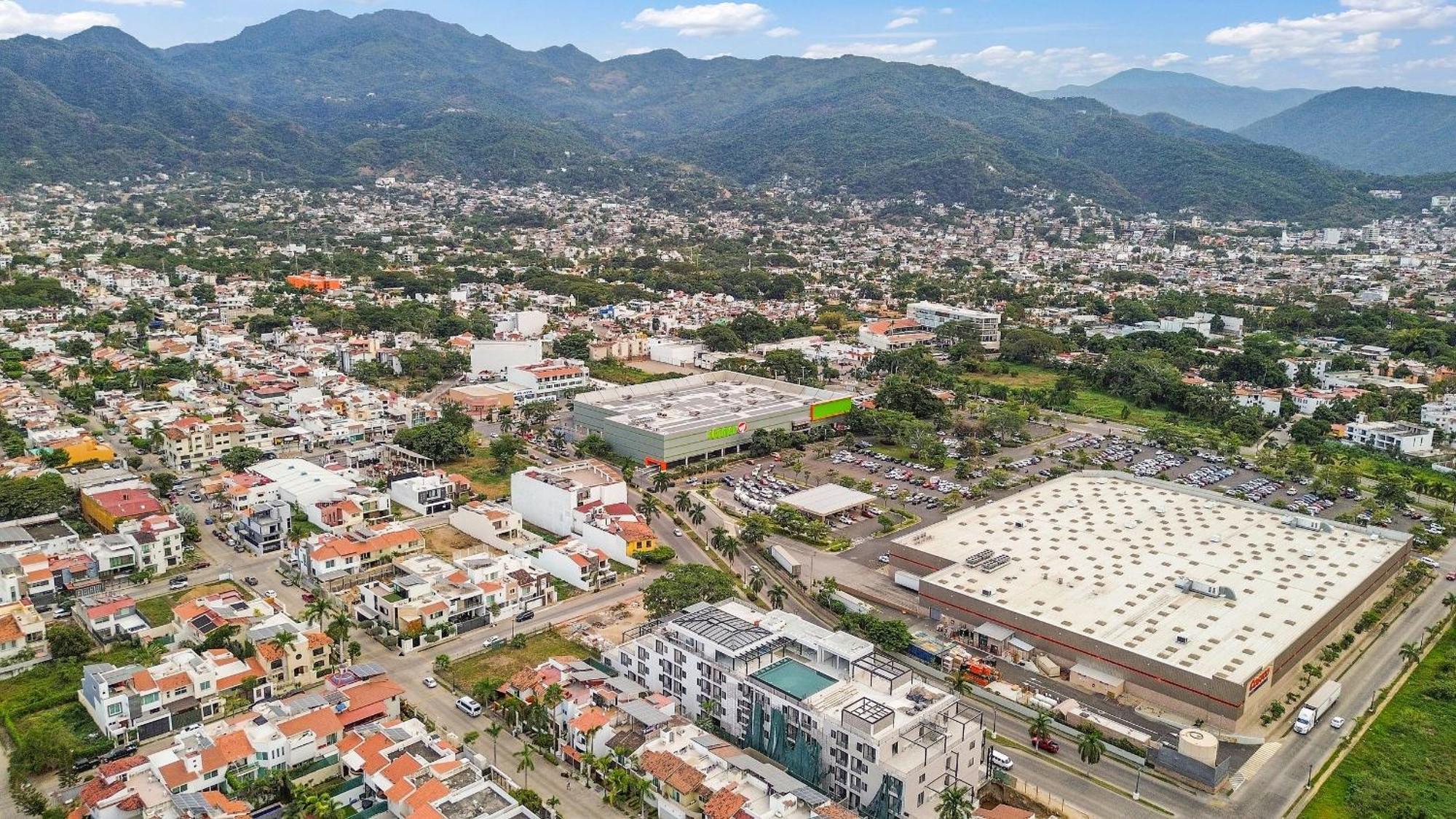 Apartment Casa Bella- 2bed, 3bath W/pool And Parking Puerto Vallarta