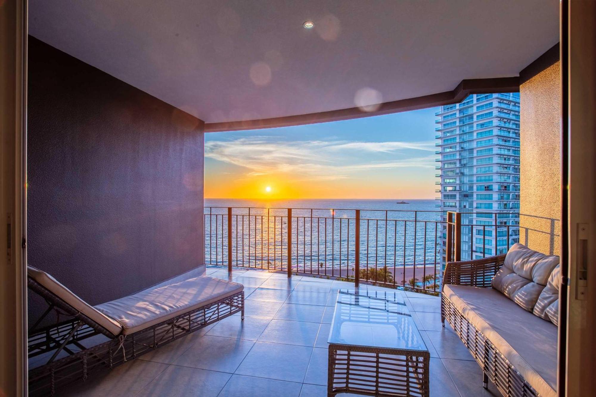 Holiday home Beachfront 1br W/ Balcony & Resort-style Amenities *