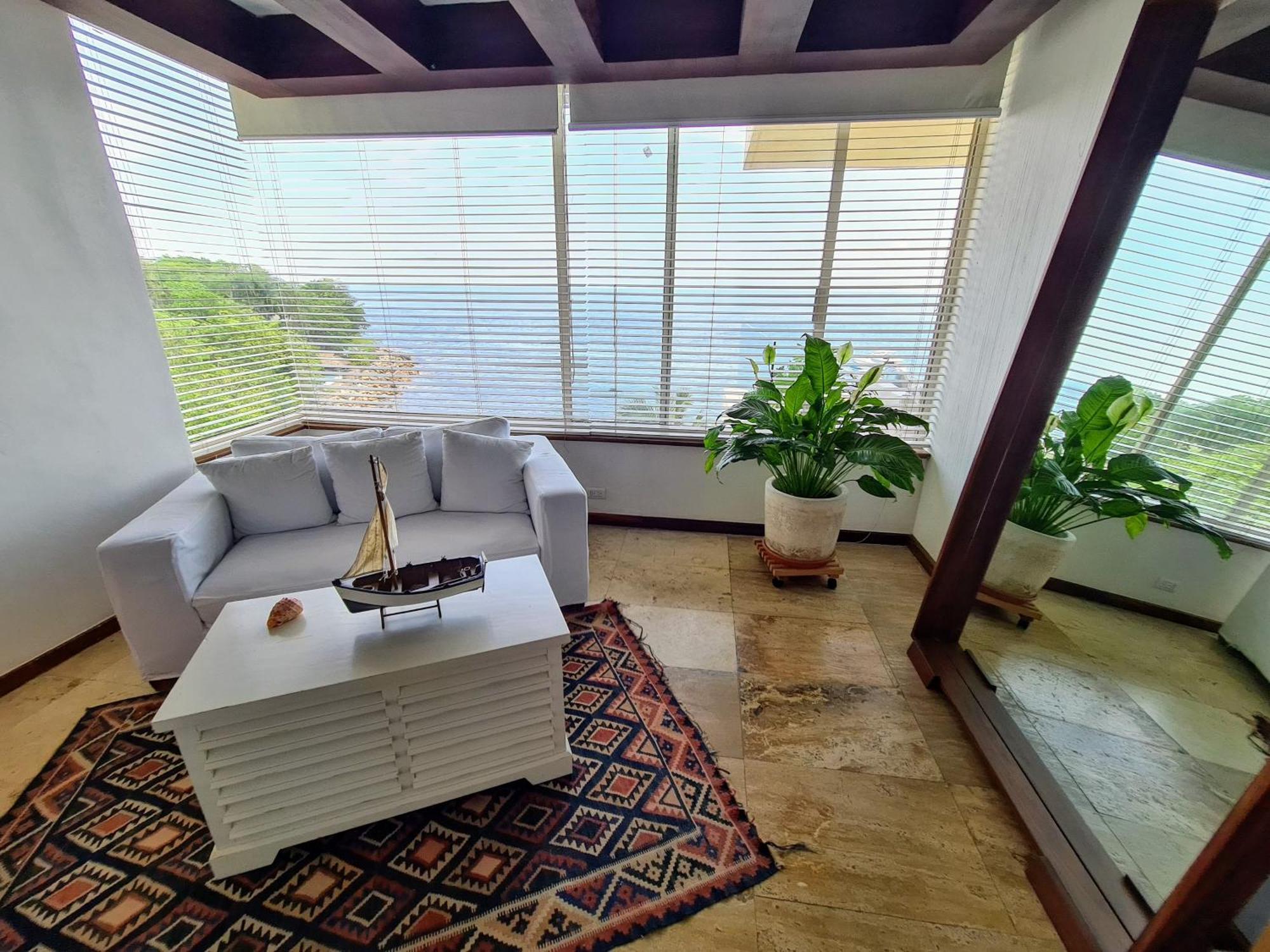 Apartment Private Front With A Spectacular View *