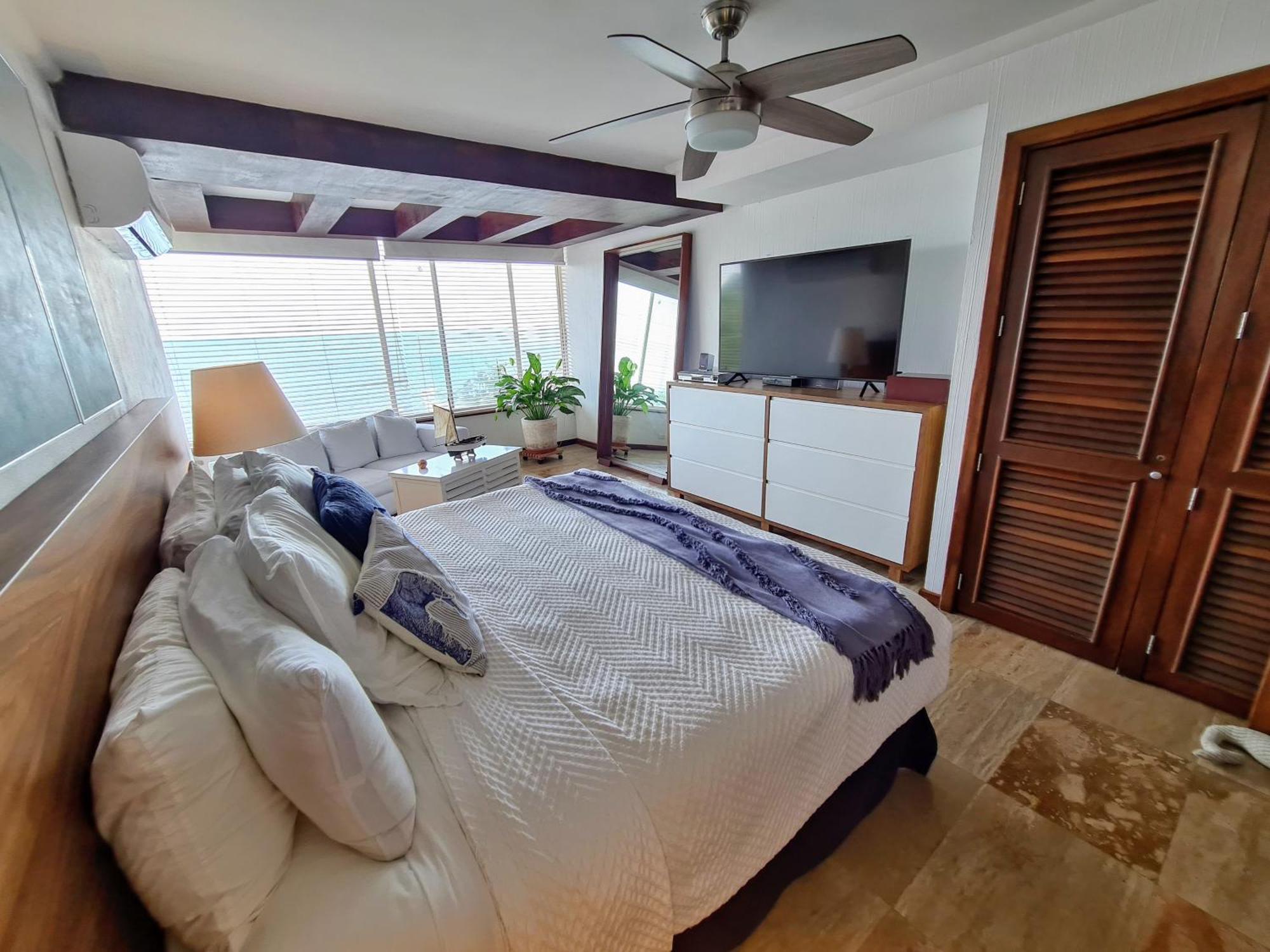 Private Front With A Spectacular View Apartment Puerto Vallarta