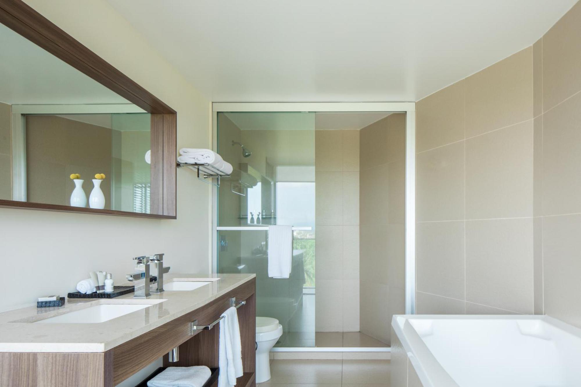 Live Aqua Private Residences Marina Vallarta * Puerto Vallarta
