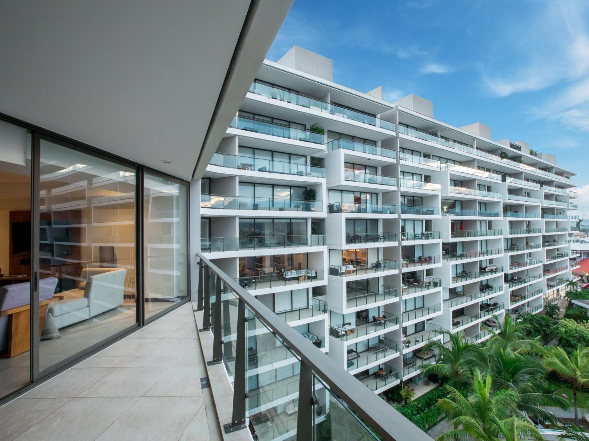 Live Aqua Private Residences Marina Vallarta Aparthotel Puerto Vallarta