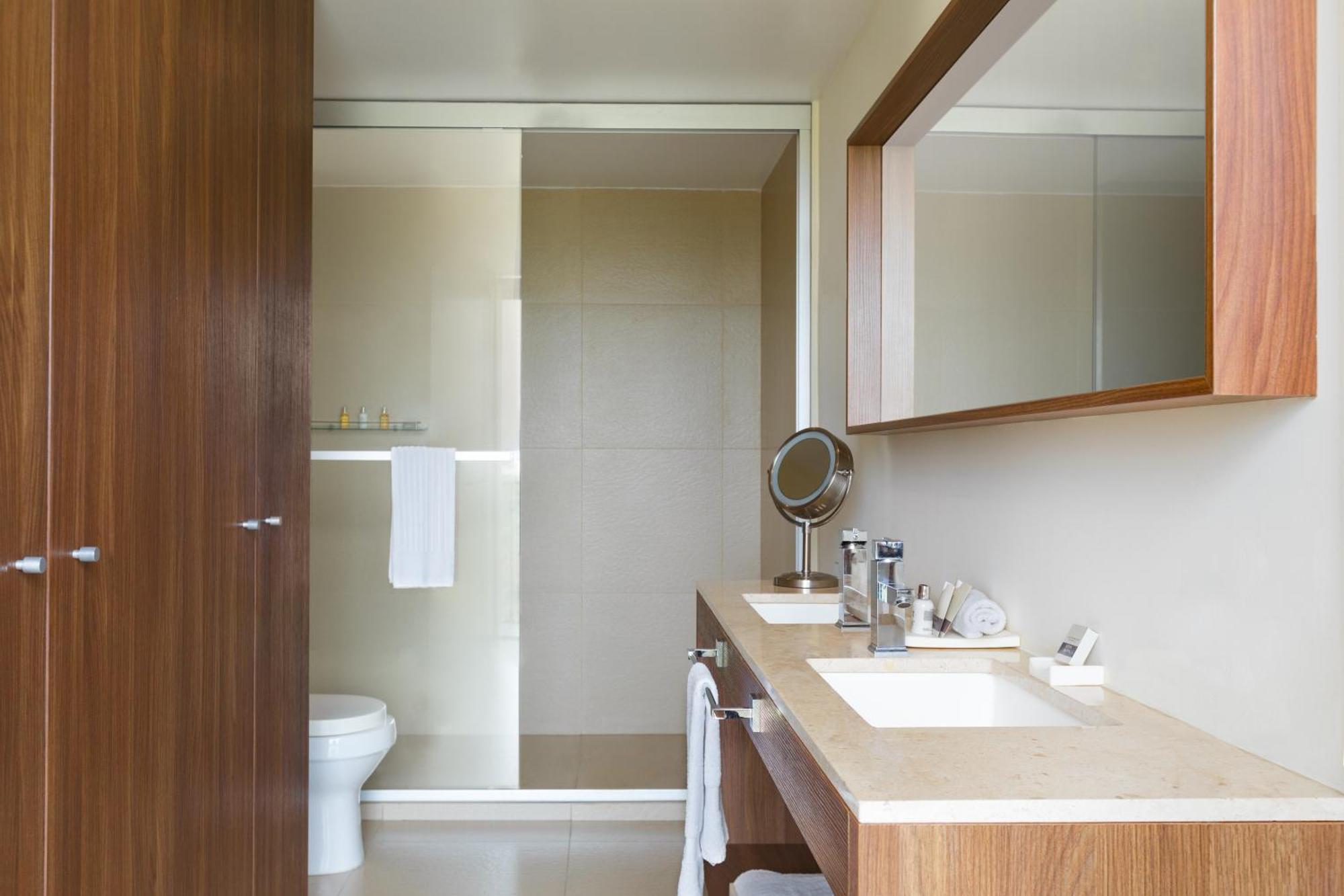 Live Aqua Private Residences Marina Vallarta Aparthotel