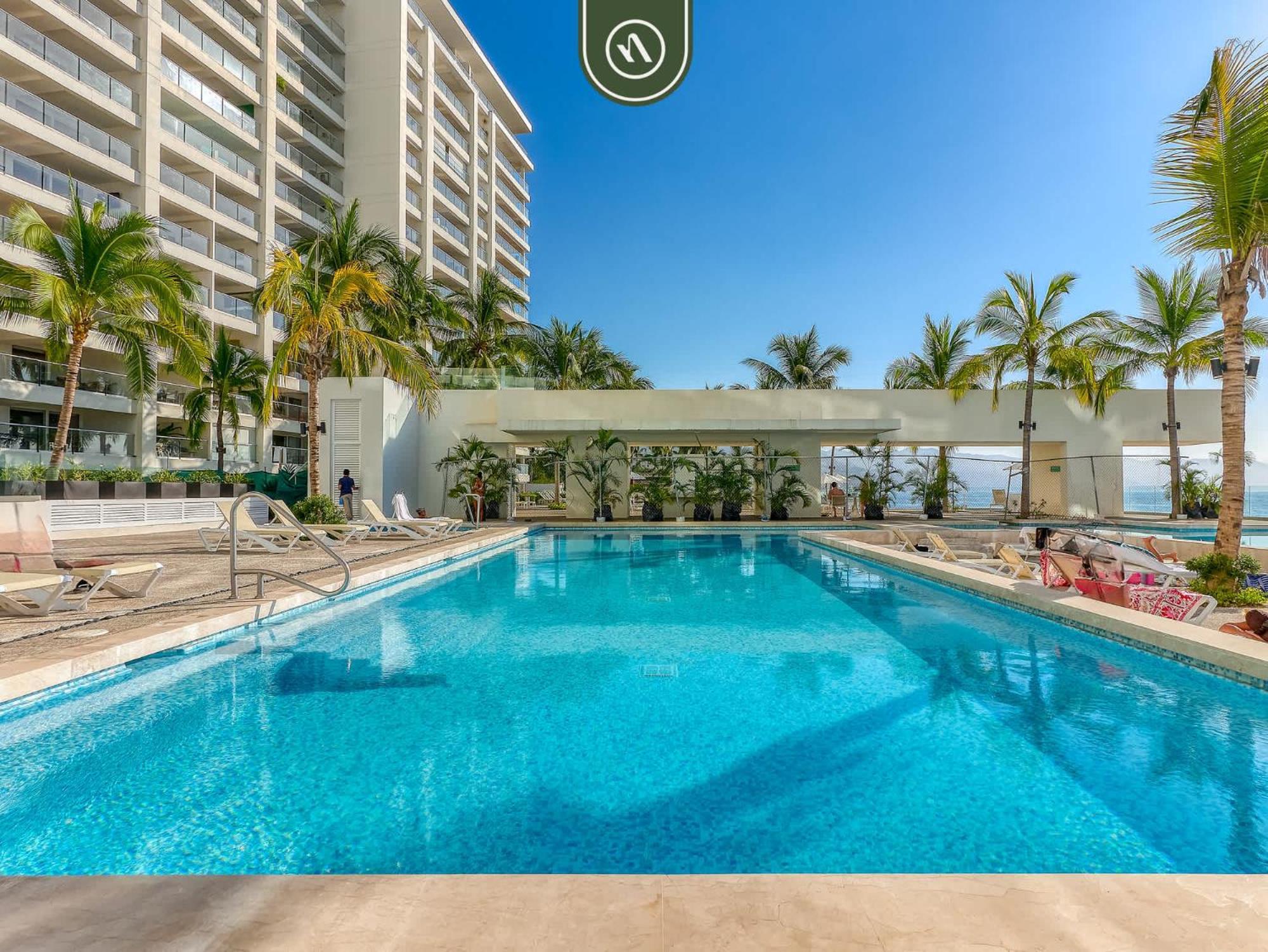 Amazing With Oceanview - Pool - - Gym *