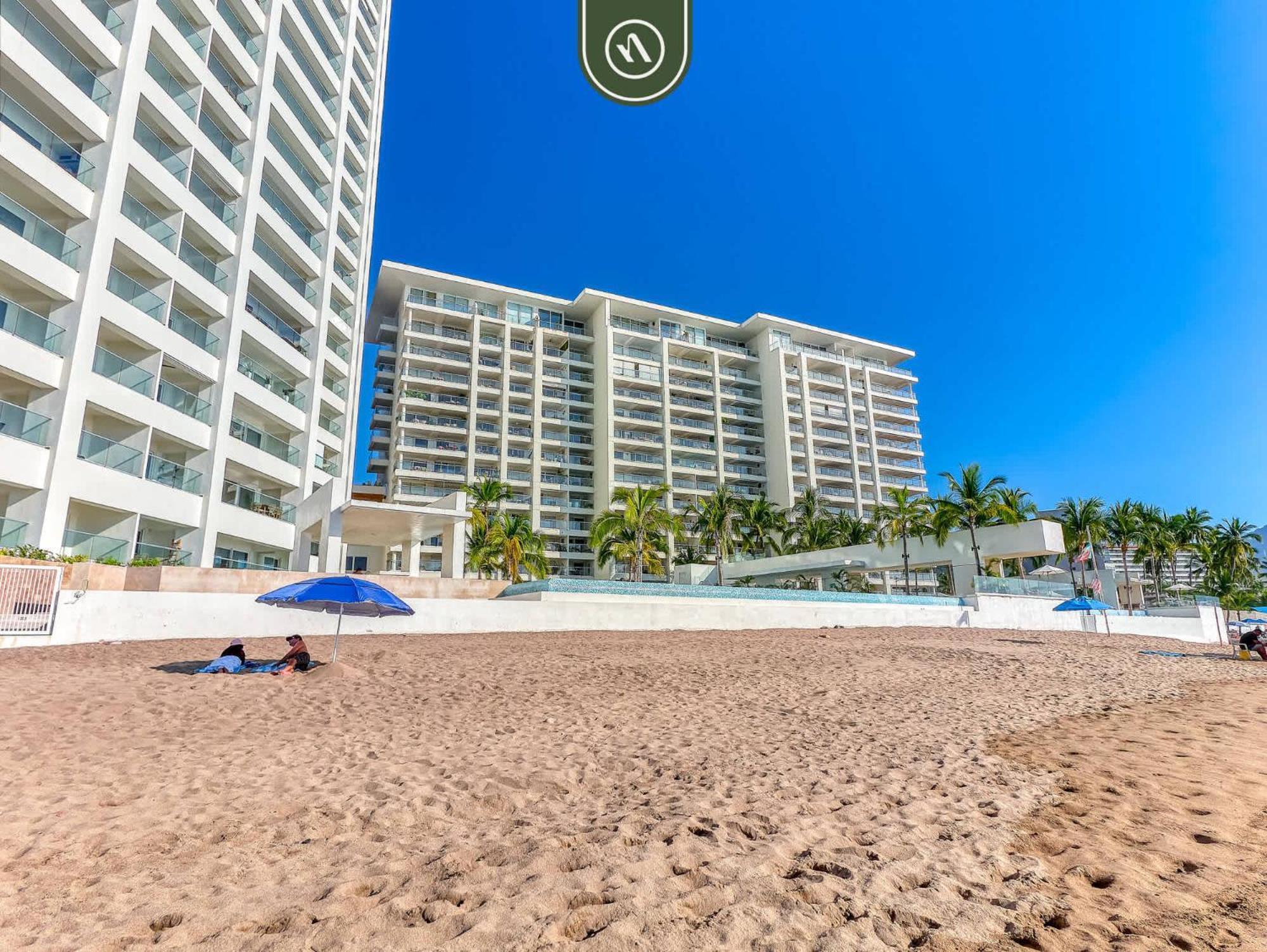 Amazing With Oceanview - Pool - - Gym Apartment *