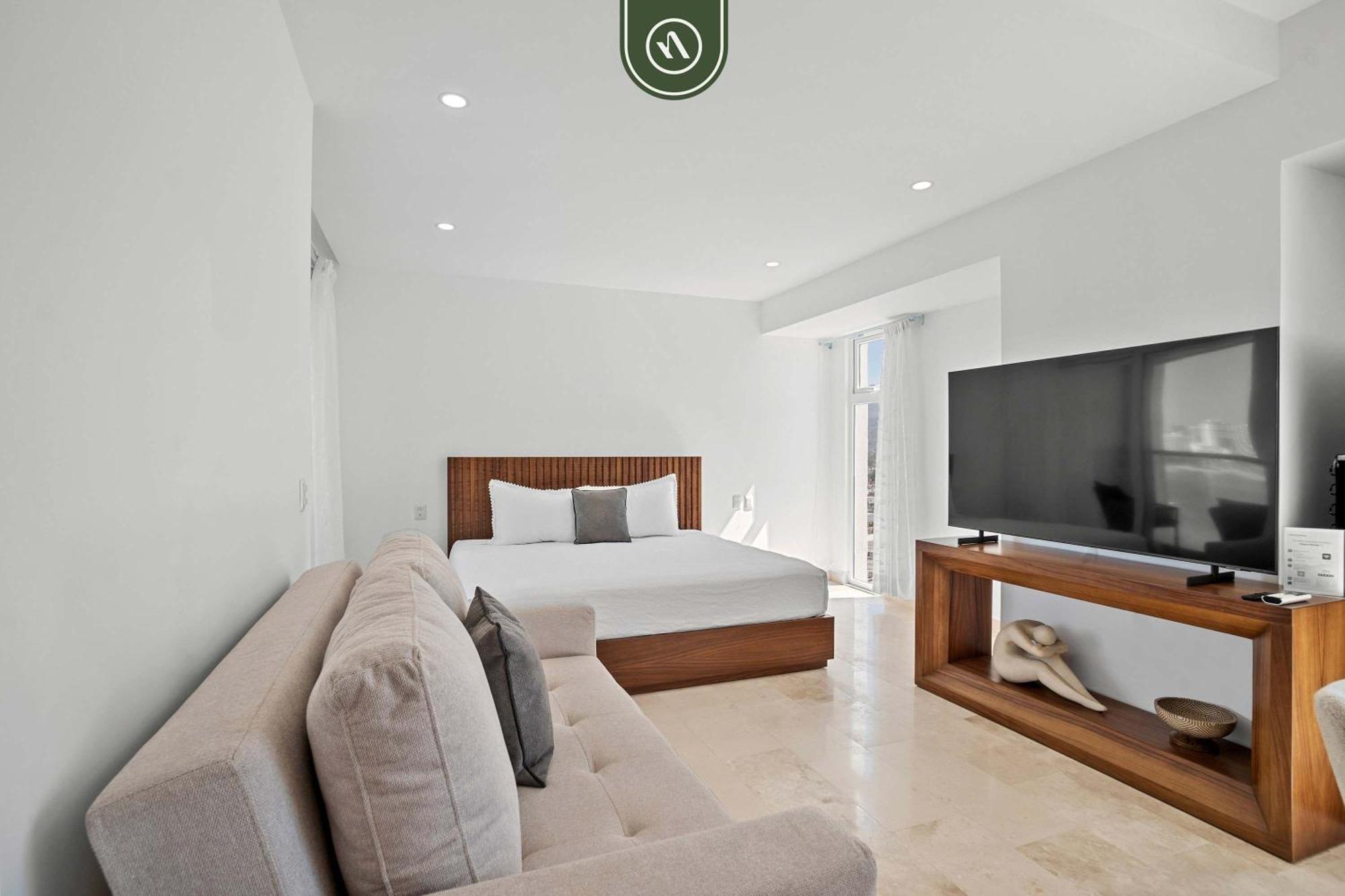 Amazing With Oceanview - Pool - - Gym Puerto Vallarta