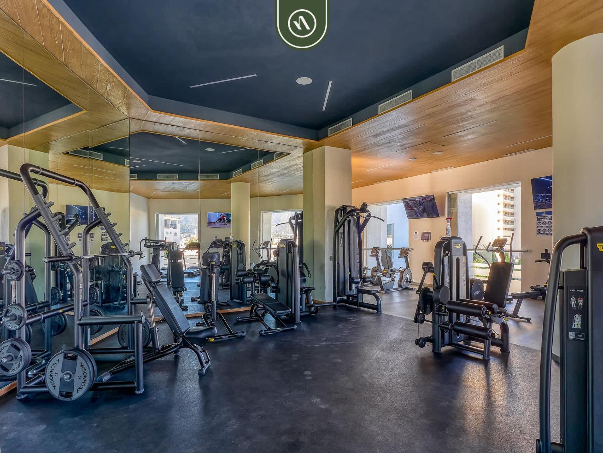 Amazing With Oceanview - Pool - - Gym Apartment *