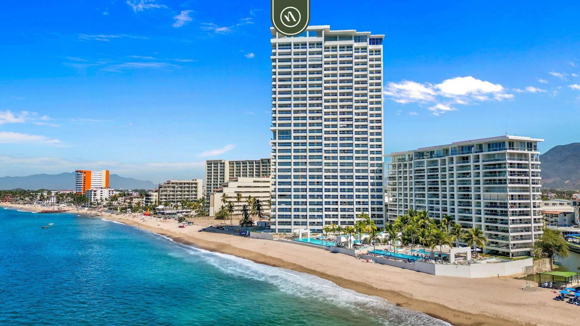 Amazing With Oceanview - Pool - - Gym Apartment *