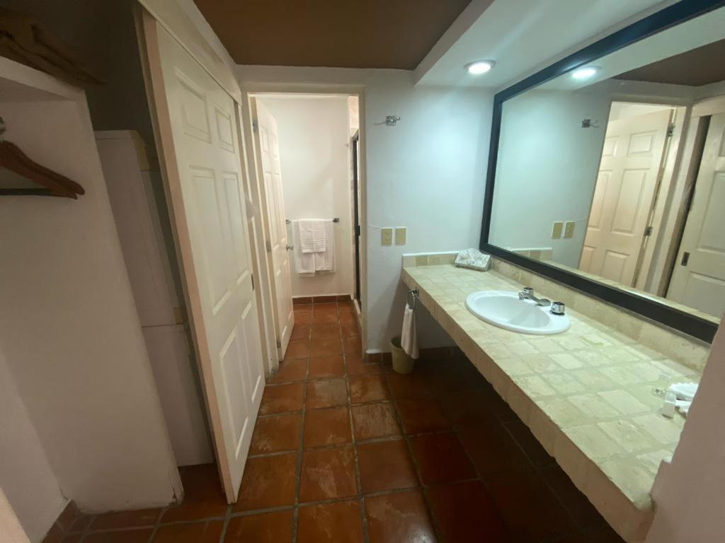 Apartamento One Street -beach Front Spacious 1bd 1ba Fabulous View In Zona Romantic
