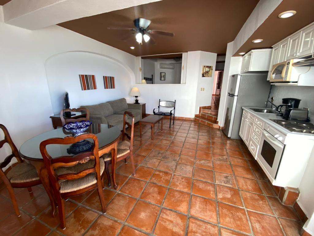 One Street -beach Front Spacious 1bd 1ba Fabulous View In Zona Romantic * Puerto Vallarta