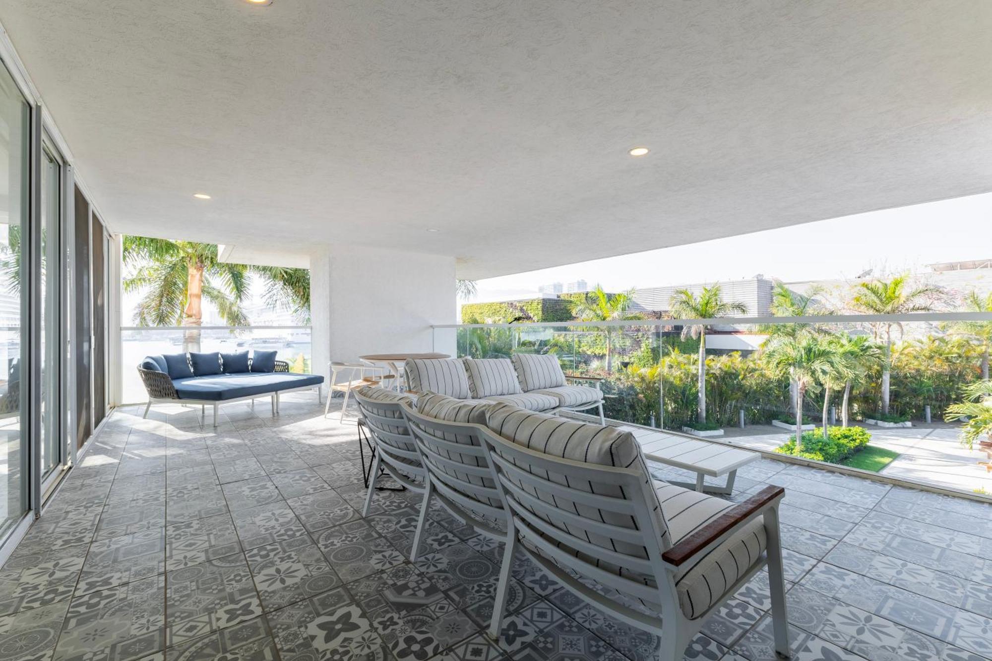 Capitalia - Tres Mares Residences & Marina Aparthotel *