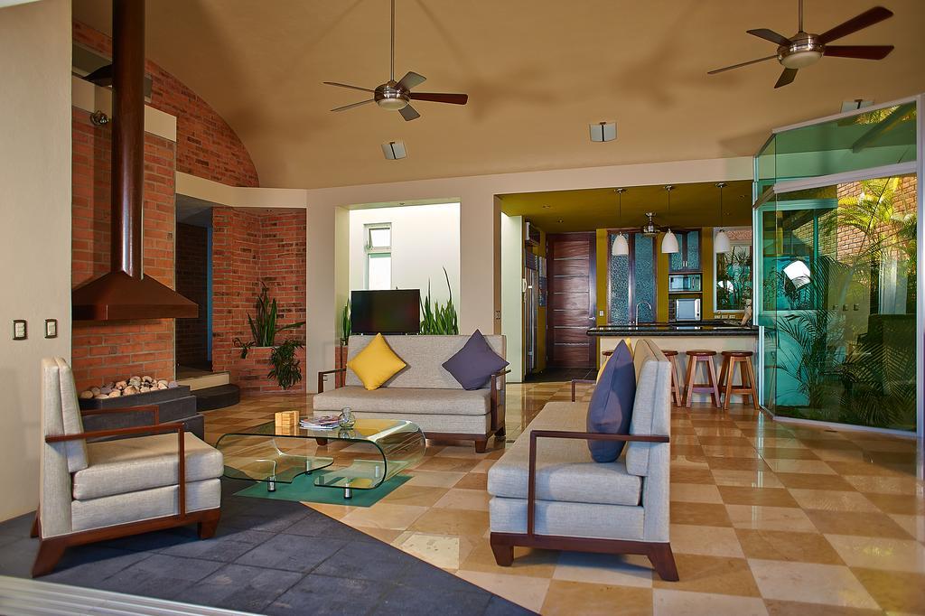 Casa Escondida *