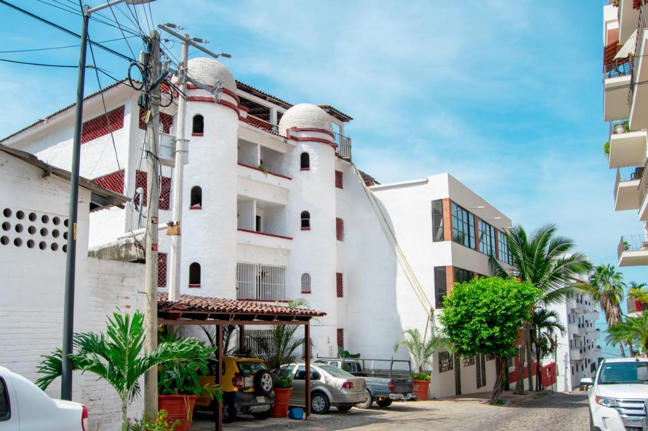 Lgbtq Hotel&suites - Hacienda Vallarta Hotel Puerto Vallarta