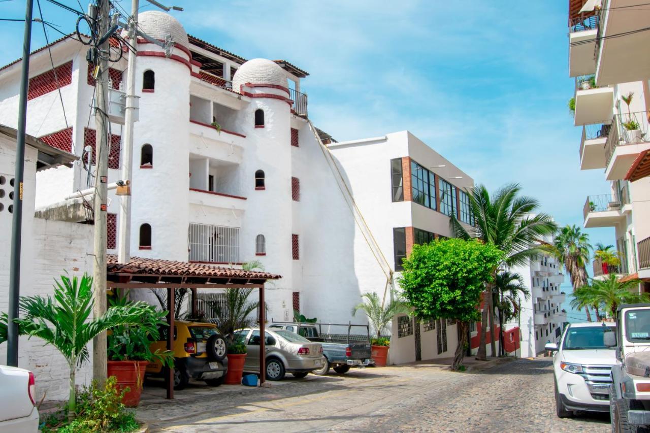 Lgbtq Hotel&suites - Hacienda Vallarta Hotel 3*