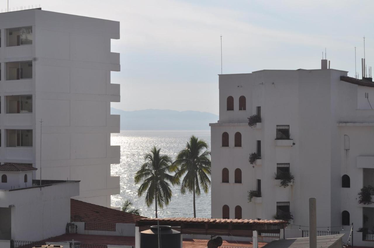 Lgbtq Hotel&suites - Hacienda Vallarta Puerto Vallarta