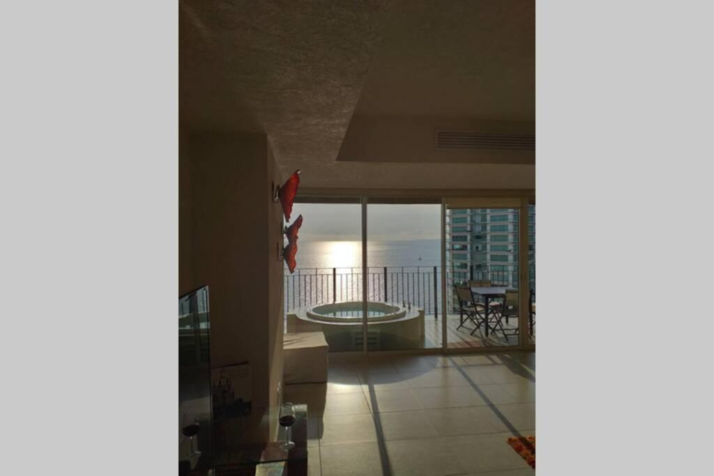 Grand Venetian-puerto Vallarta Private Jacuzzi *