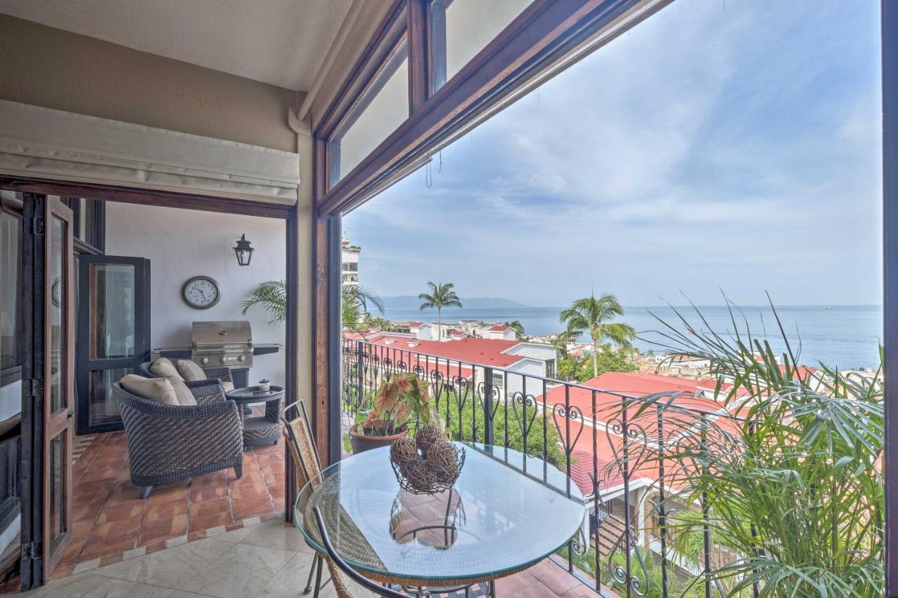 With Pool Access And Pacific Ocean Views!
