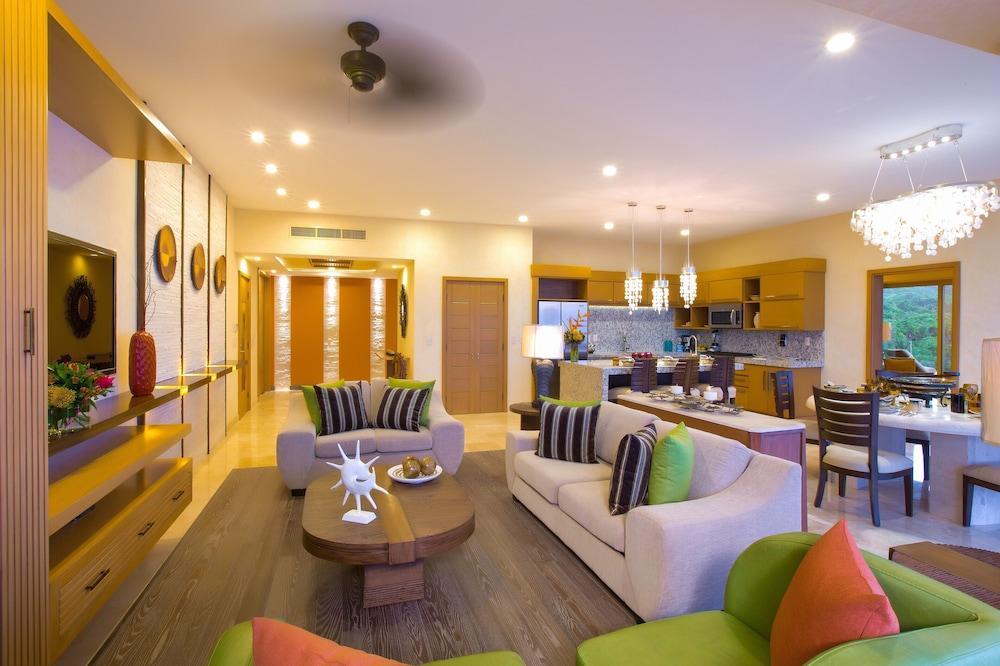 Garza Blanca Preserve & Hotel 5*