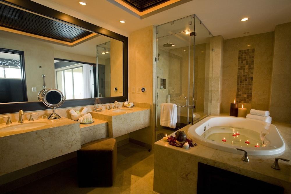 Garza Blanca Preserve & 5*
