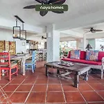 Ocean View 2Br Condo-Balcony-Beach-Pool