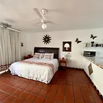 Beautiful Jr Suite In The Heart Of Puerto Vallarta Half A Block From The Beach