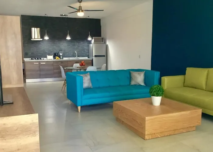 One Bedroom Condo Near Beach Rg6