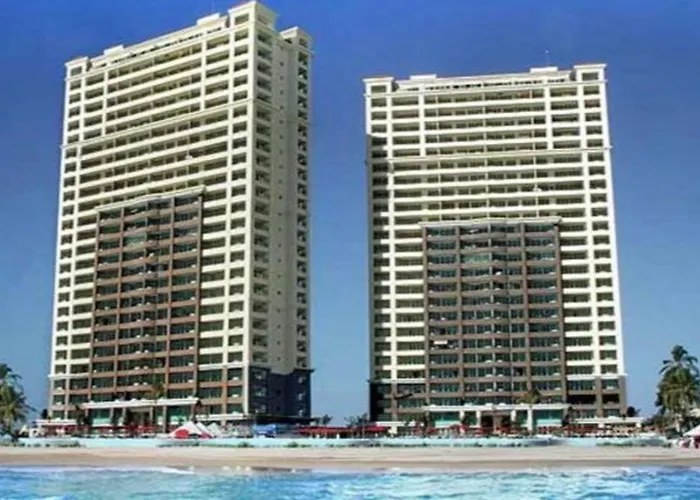 Luxury Apartment In Grand Venetian
