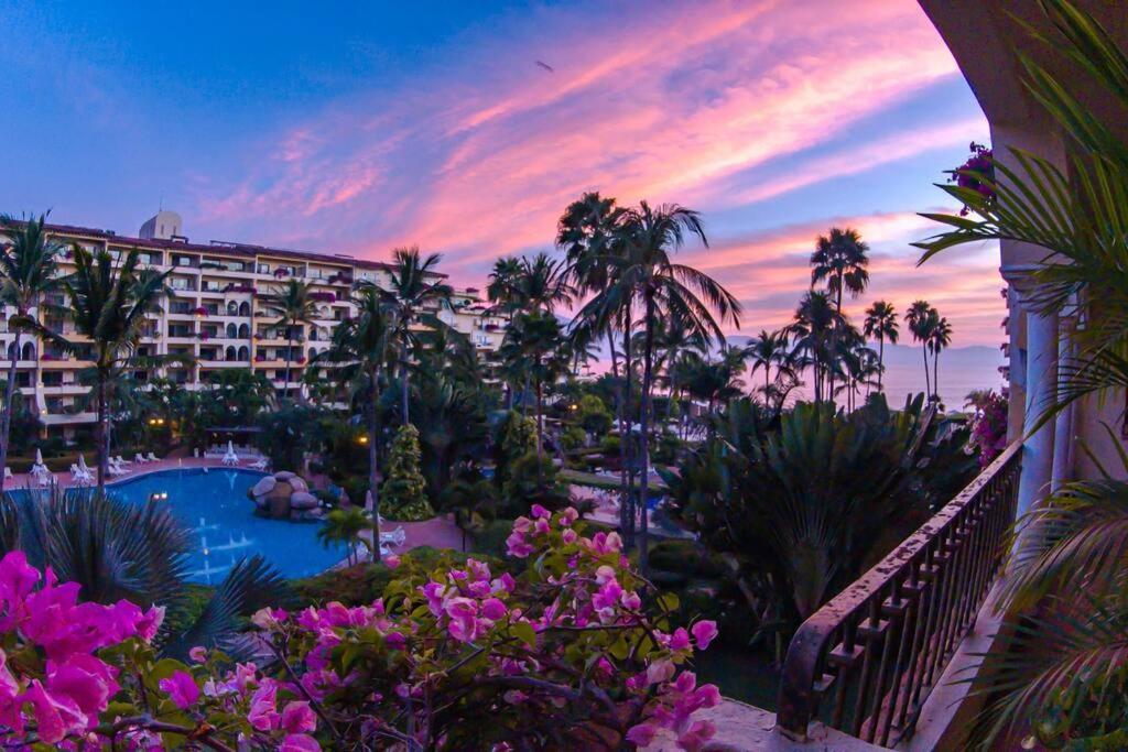 Perfect Place Velas Vallarta Apartment *