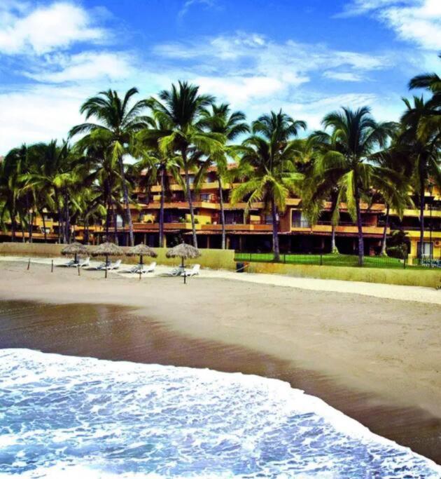 Apartment Tules - Huge Beachfront In An Amazing Location Puerto Vallarta