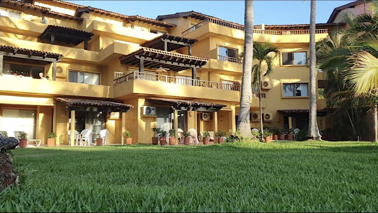 Tules - Huge Beachfront In An Amazing Location *