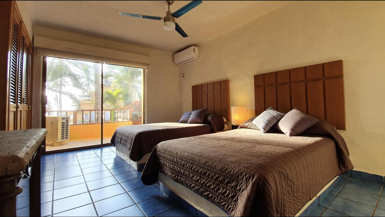 Tules - Huge Beachfront In An Amazing Location *