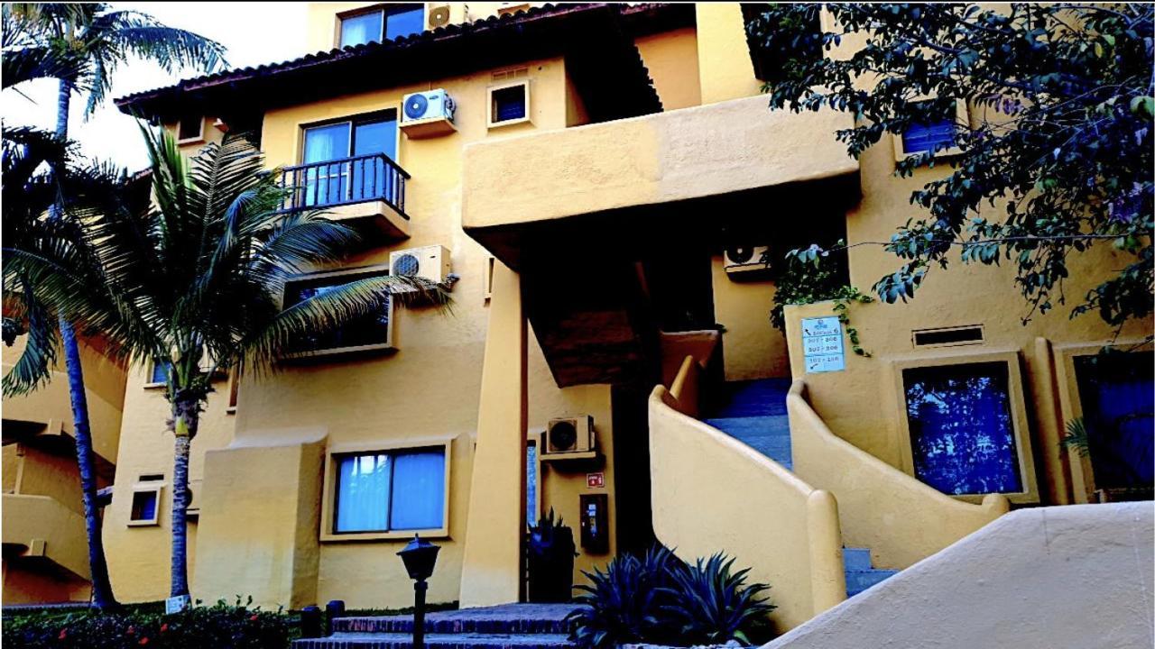 Tules - Huge Beachfront In An Amazing Location Apartment *