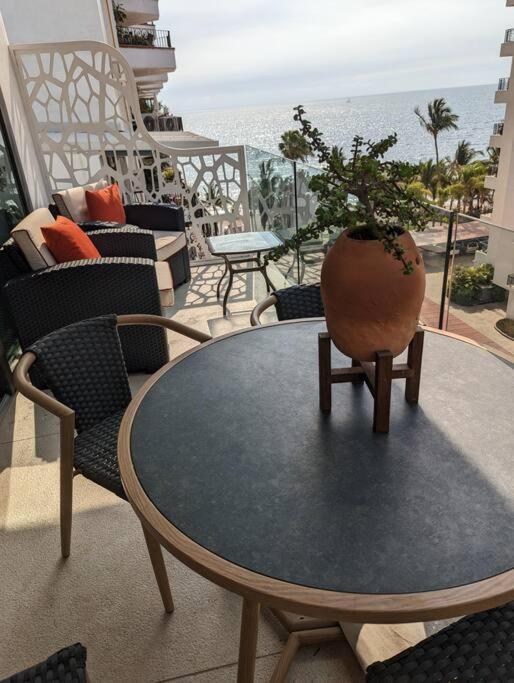 Apartment Ocean View Penthouse In P.v. Romantic Zone *