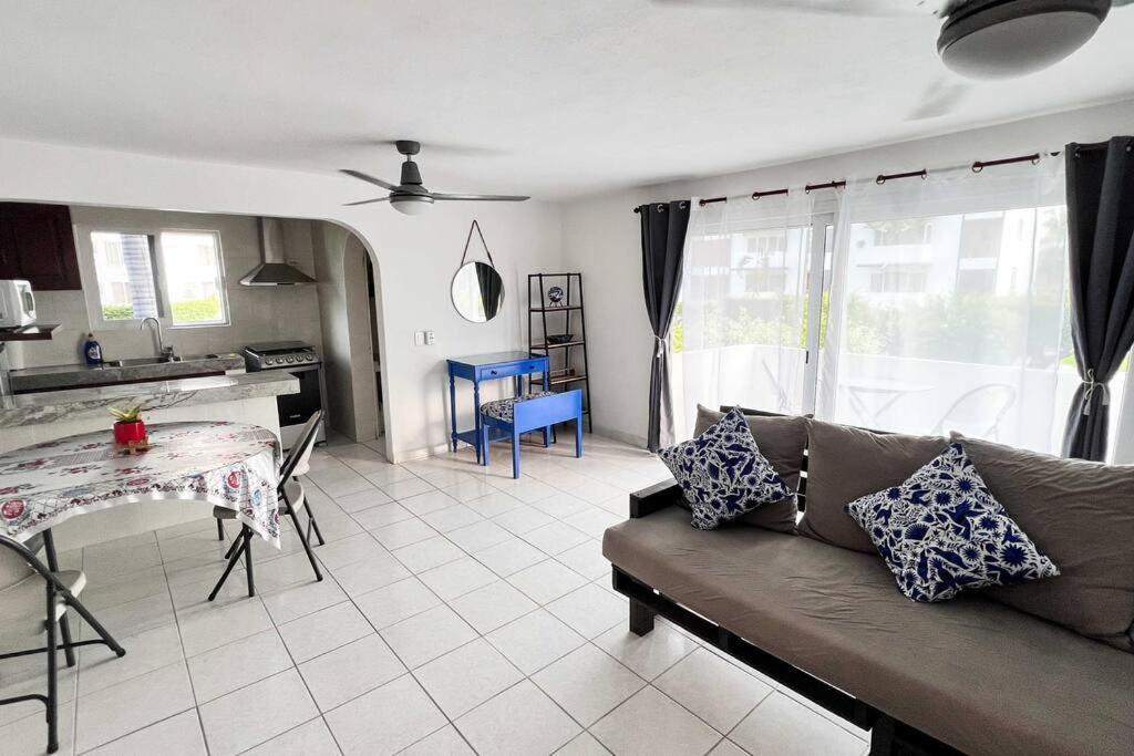 Near Beaches And Shops Apartment Puerto Vallarta