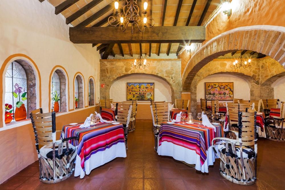 Hacienda Buenaventura Hotel&mexican Charm -