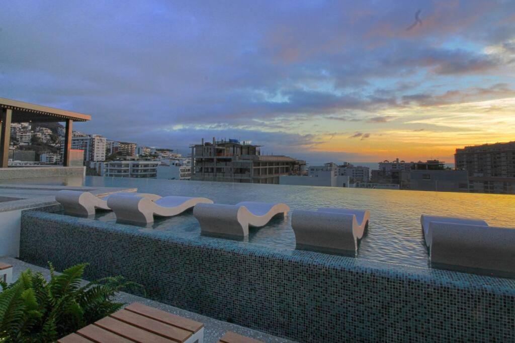 Avida - Stunning Rooftop Pool And Jacuzzi * Puerto Vallarta