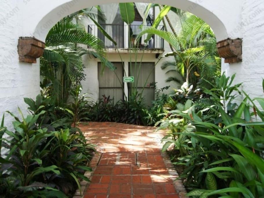 Centrally Located 1 Block From Beach, Quiet 2 Bedroom With Pool Apartment Puerto Vallarta