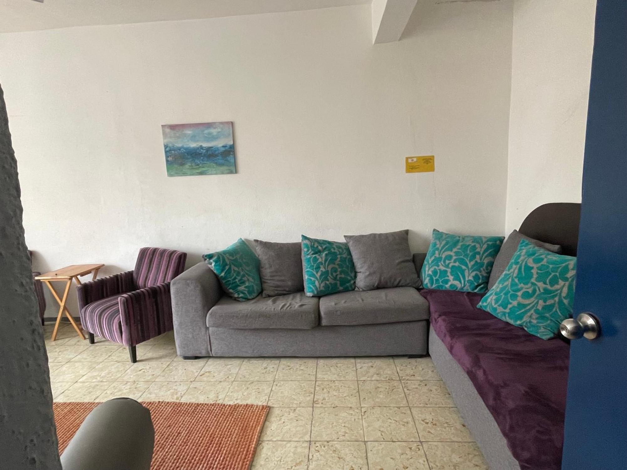 Hostal Vive Alegria