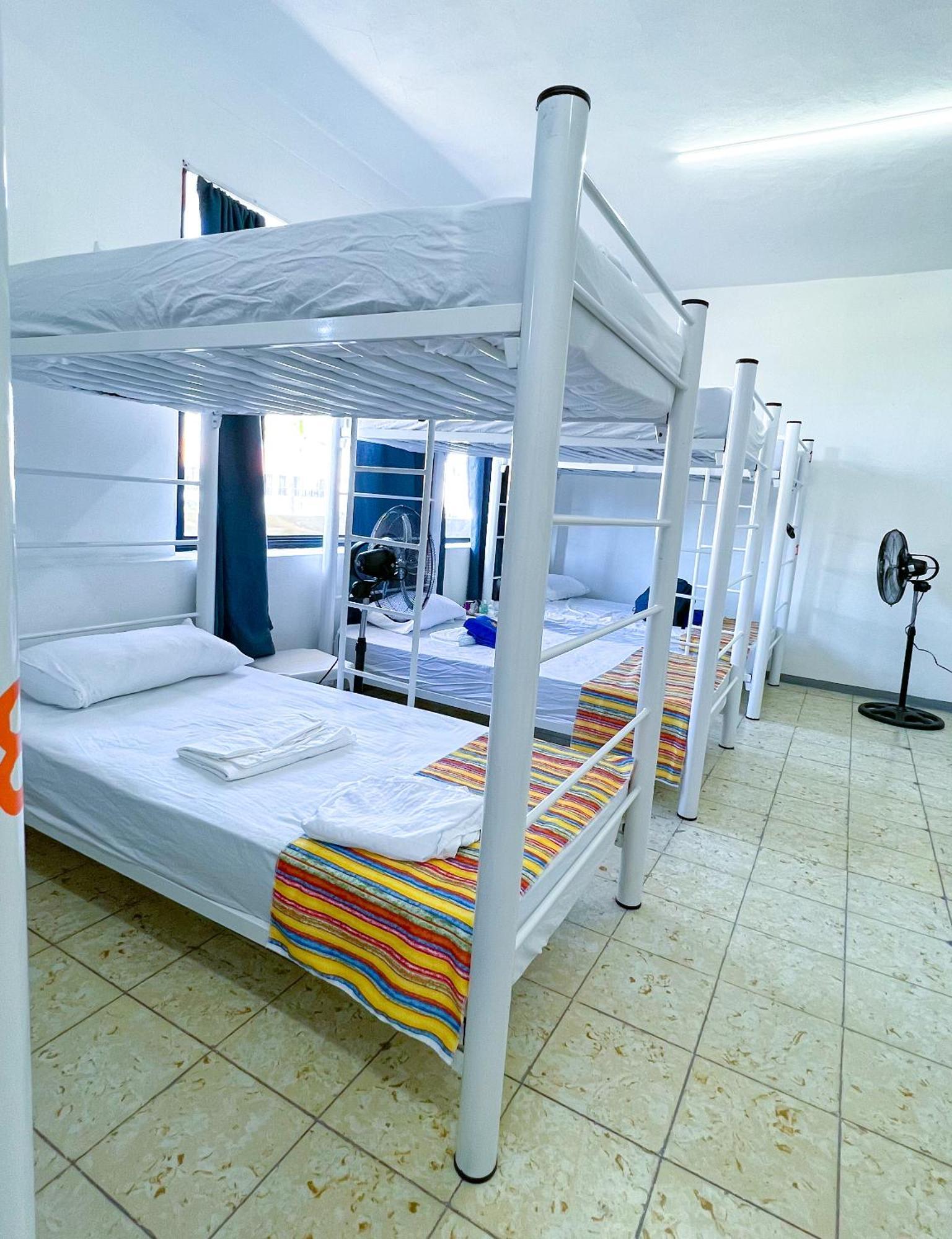 Hostal Vive Alegria