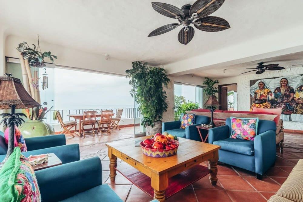 Ocean View 2br Condo-balcony-beach-pool