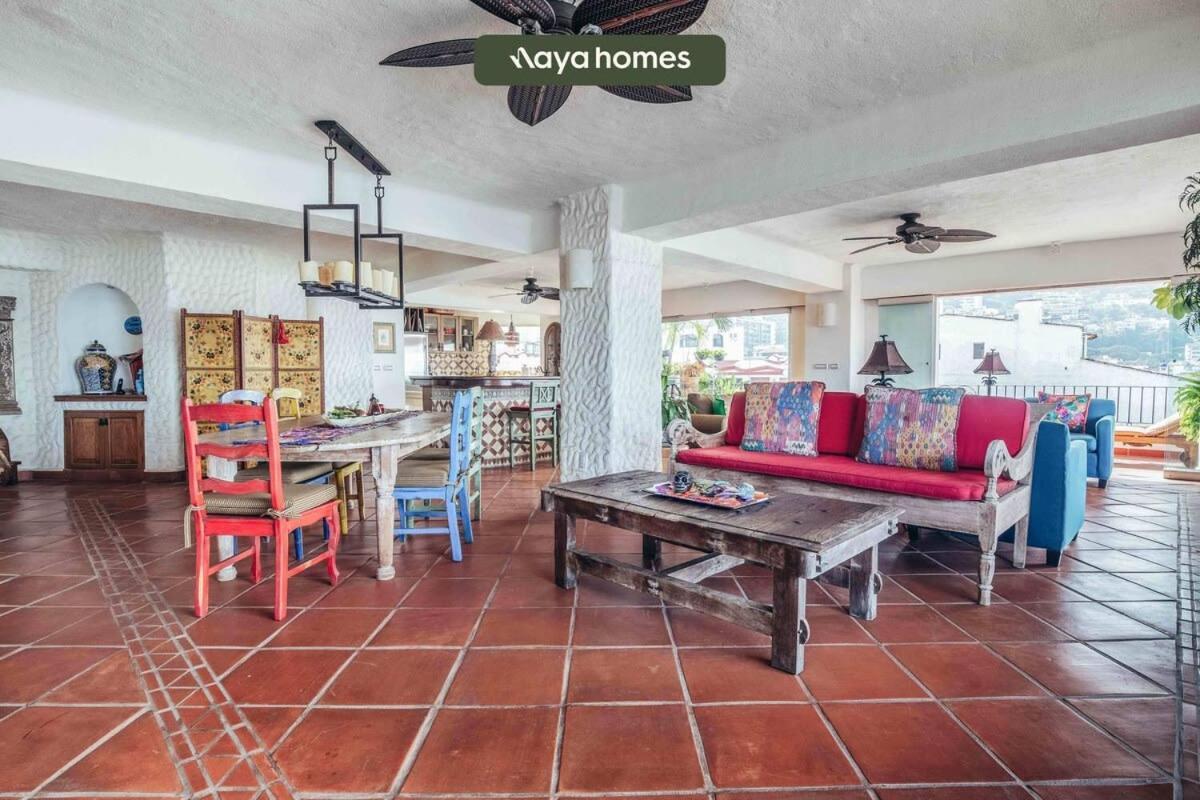 Ocean View 2br Condo-balcony-beach-pool *