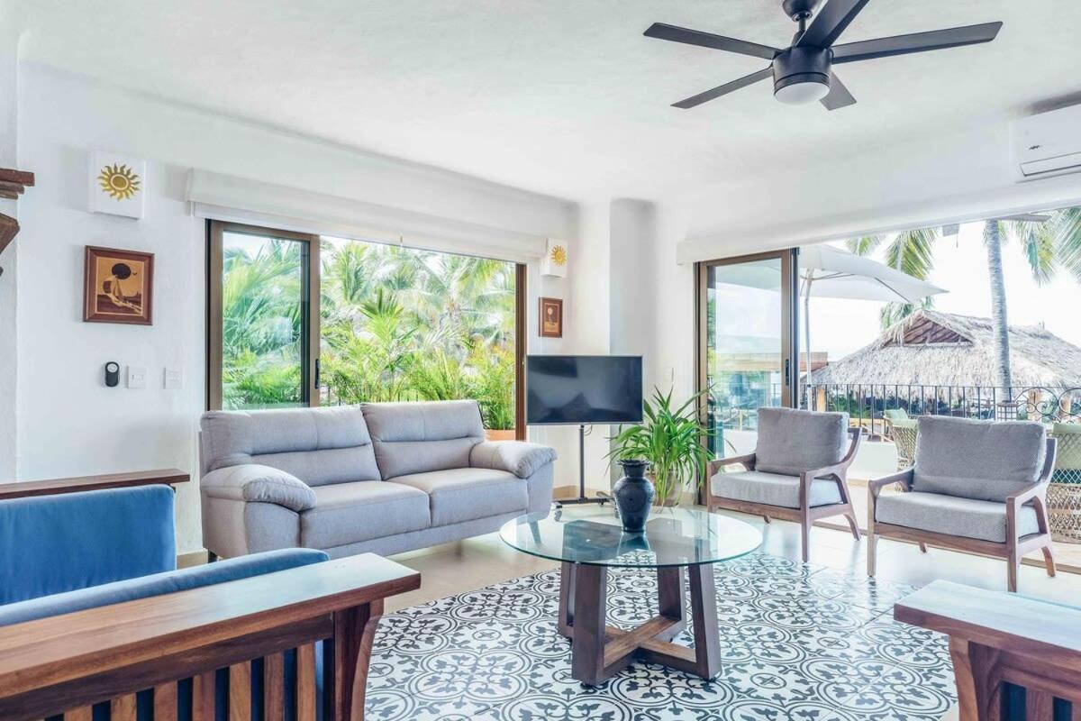 Ocean View 2br Condo-balcony-beach-pool Apartment *
