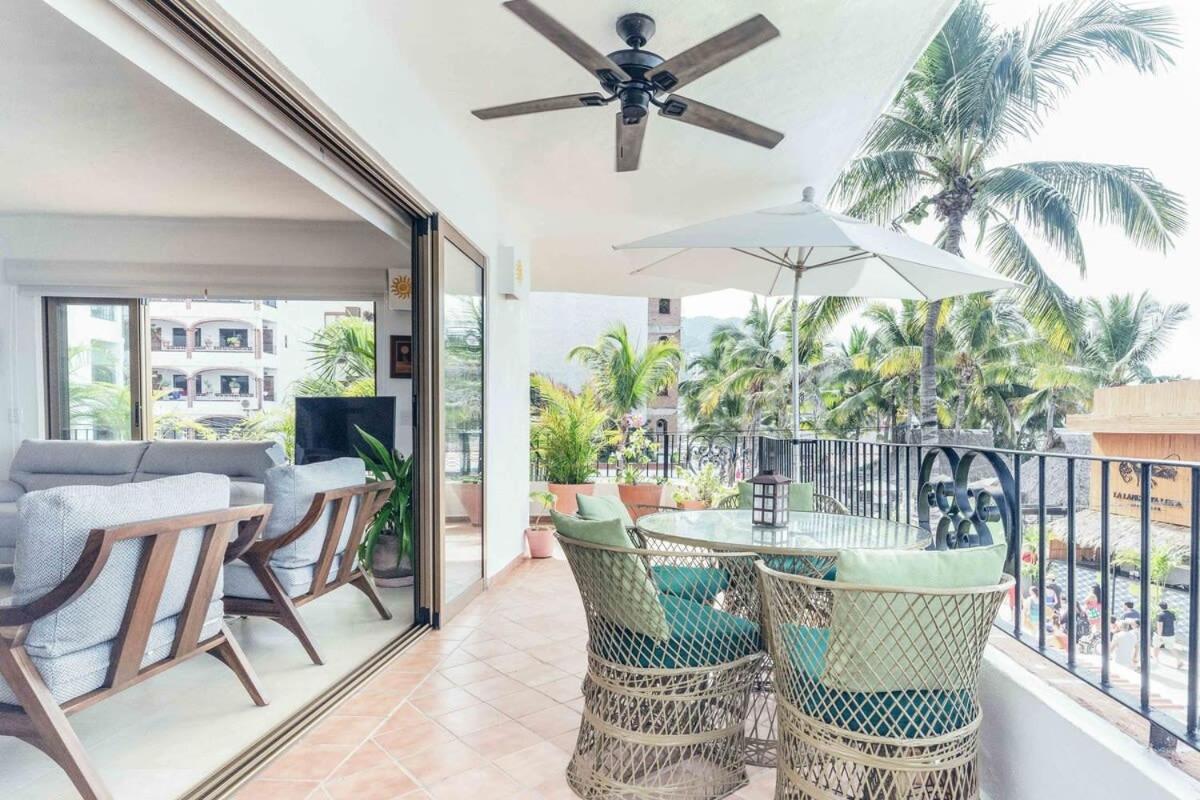 Apartment Ocean View 2br Condo-balcony-beach-pool