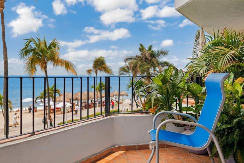 Ocean View 2br Condo-balcony-beach-pool Apartment *