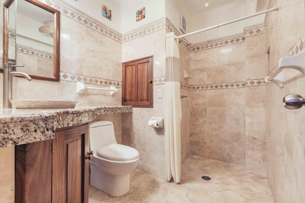 Ocean View 2br Condo-balcony-beach-pool