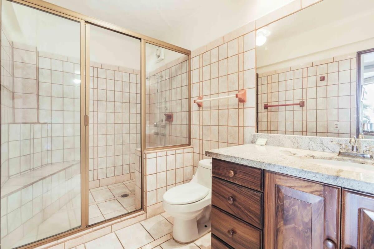 Ocean View 2br Condo-balcony-beach-pool Apartment *